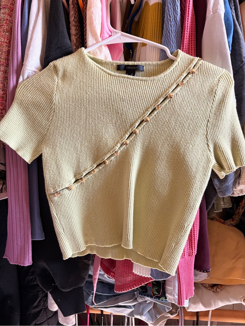 Forever 21 Pale Green Ribbed Short Sleeve Top with Braided Trim